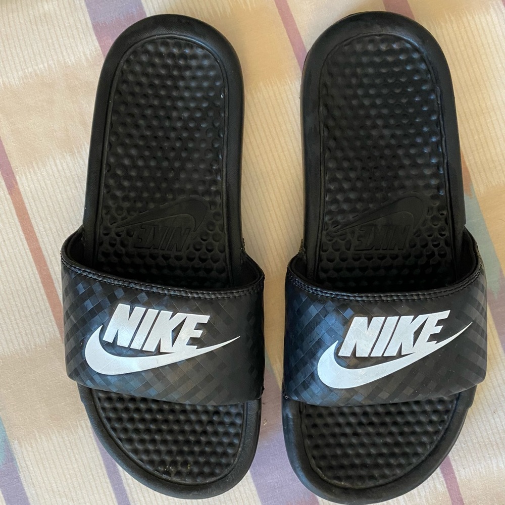 Nike slides